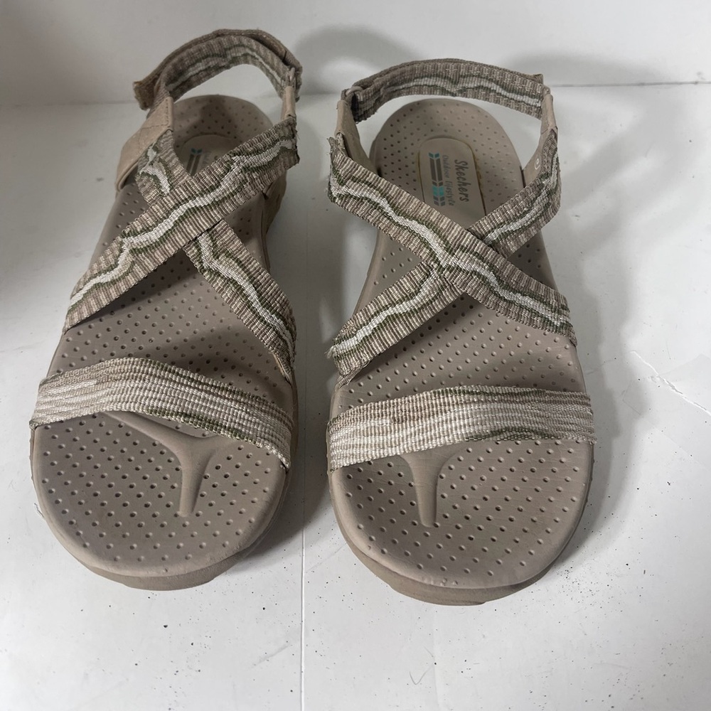 Skechers Outdoor Lifestyle Tan Sandals size 8
